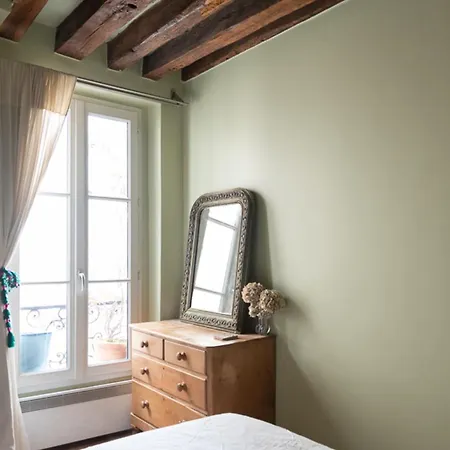 Appartement Spacious Love Nest Located In 6th *