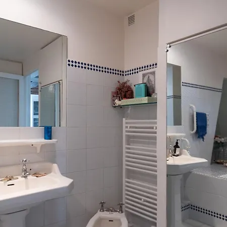 Appartement Spacious Love Nest Located In 6th